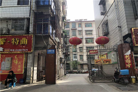 光明路小学未来城7楼三室二厅122平方精装修配合